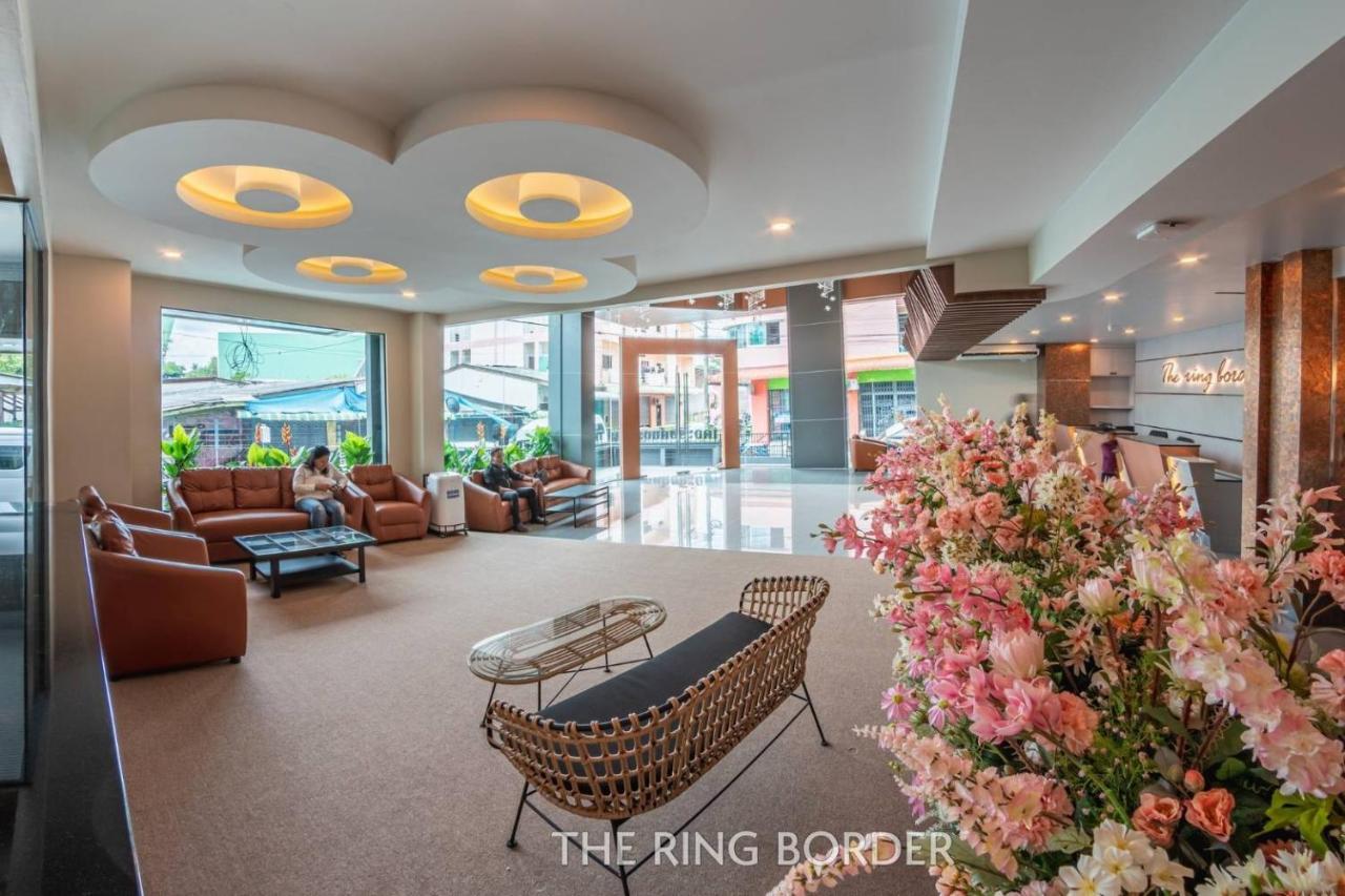 Hotel The Ring Border Ban Khlong Phruan Esterno foto